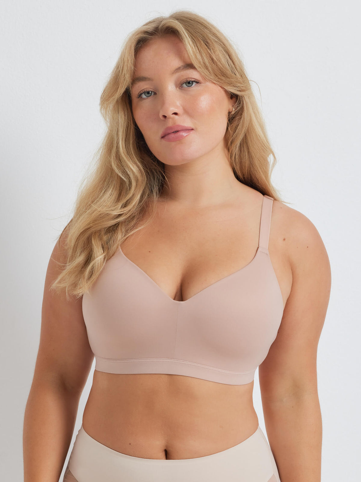 Alive Supportive Full Figure DD+ Wirefree Bra in Nude by Kayser Lingerie