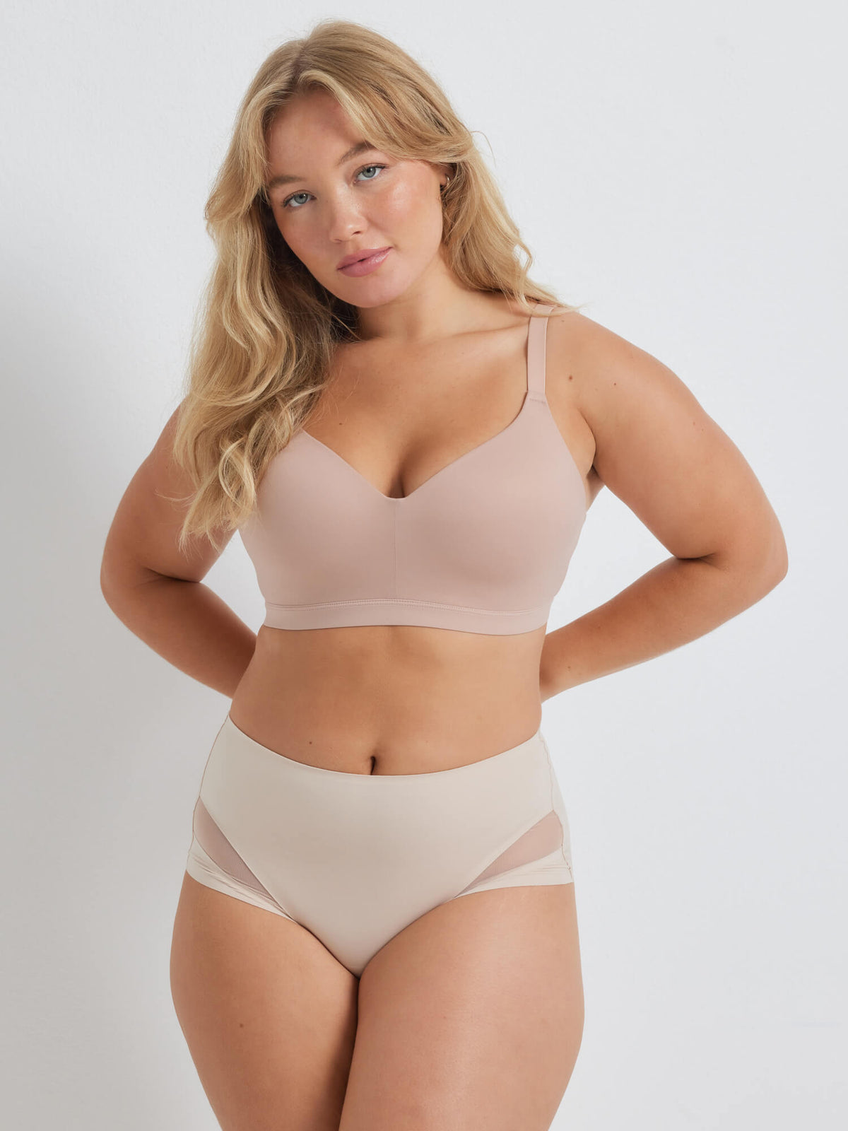 Alive Supportive Full Figure DD+ Wirefree Bra in Nude by Kayser Lingerie