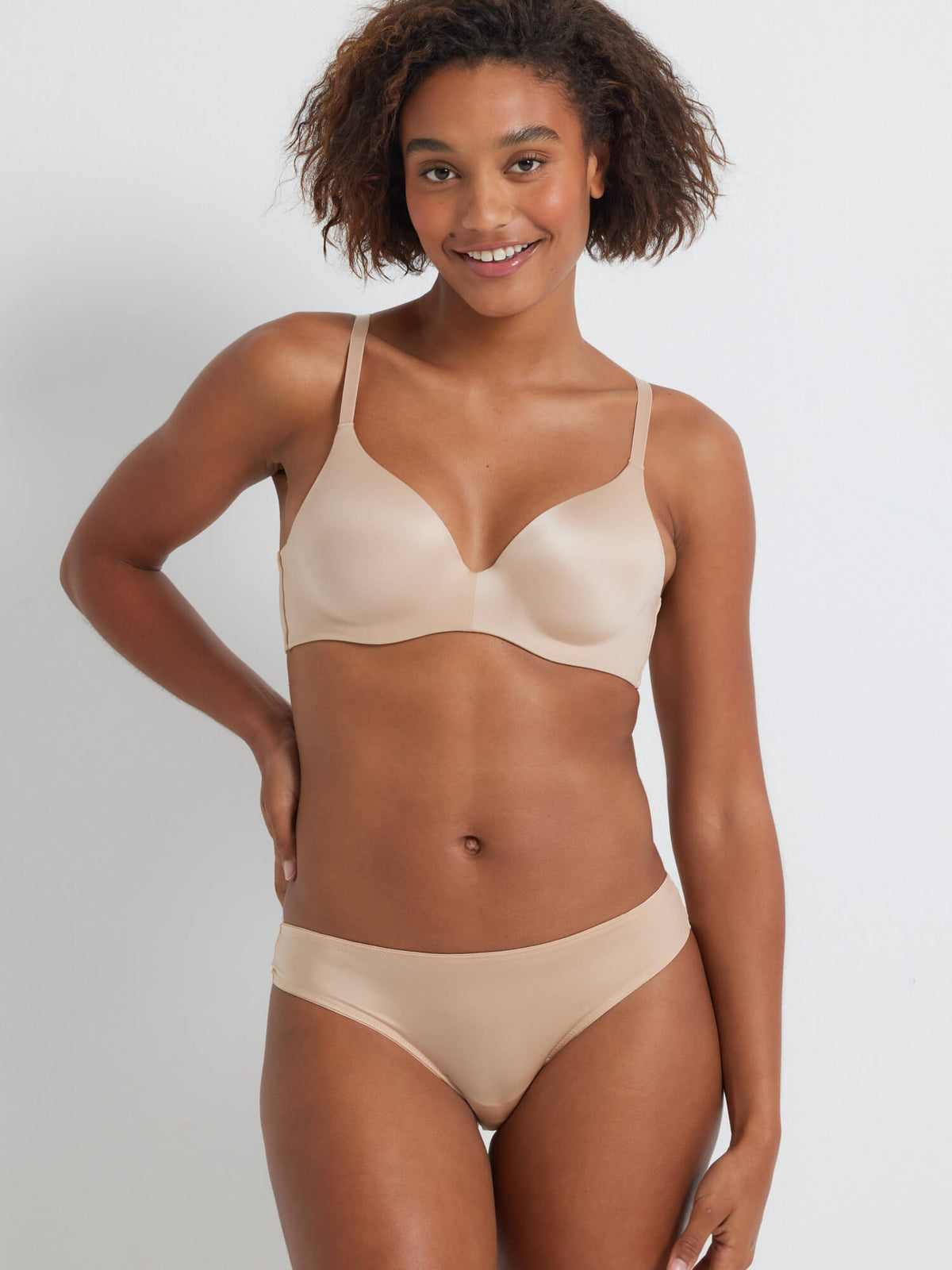 Total Comfort Smooth Comfort T-Shirt Bra in Bare by Kayser Lingerie