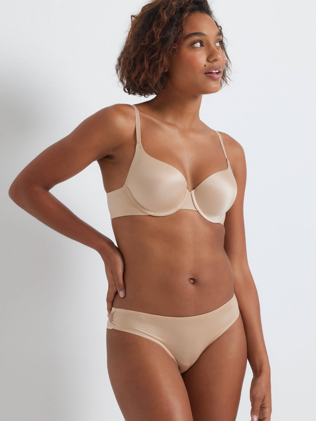 Total Comfort Smooth T-Shirt Bra in Bare by Kayser Lingerie